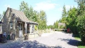 Picture of Cotswold View Caravan & Camping Park, Oxfordshire