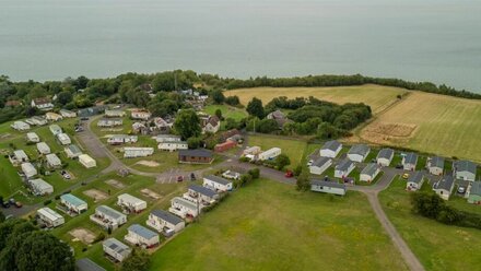 Hollybush Farm - Wonderful coastal location in Minster-on-Sea