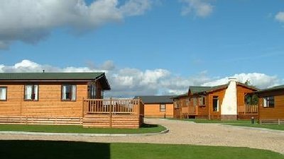 Picture of Homestead Lake Country Park, Essex - Holiday homes on the park