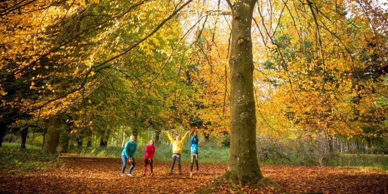 Best Autumn Holidays in the UK for 2021 - Autumn family getaways