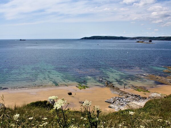 Plymouth Bay - The beautiful beaches of the Devon coastline (© Olleaugust @ Pixabay)