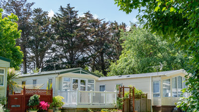 Retreat Caravan Park, Burnham-on-Sea for holiday home ownership on the Somerset coast.