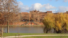 St_-_Cyprien,_Toulouse,_France_-_panoramio_(3)