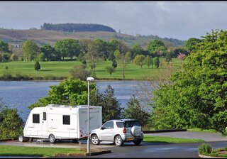 6665801-rushin-house-caravan-park-1