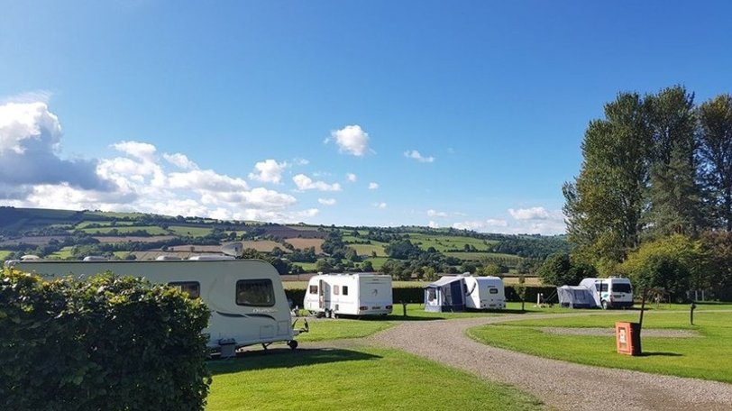 Holidays in Wales - Daisy Bank Touring Park, Powys