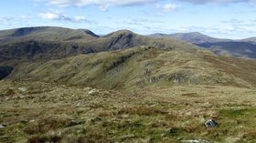 Panorama of Galloway hills from Red Gairy  (© © Copyright Anthony O'Neil (https://www.geograph.org.uk/profile/41966) and licensed for reuse (http://www.geograph.org.uk/reuse.php?id=3705086) under this Creative Commons Licence (https://creativecommons.org/licenses/by-sa/2.0/).)