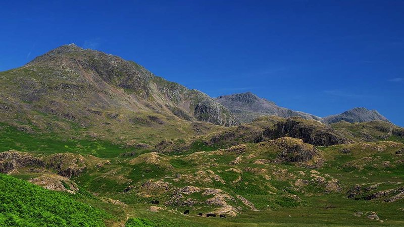 The National Three Peaks: A Guide to Snowdon, Scafell Pike and Ben Nevis - Scafell Pike