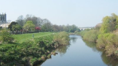 The River Wharfe at Tadcaster near the caravan site (© © Copyright John Wray (https://www.geograph.org.uk/profile/10060) and licensed for reuse (http://www.geograph.org.uk/reuse.php?id=402598) under this Creative Commons Licence (https://creativecommons.org/licenses/by-sa/2.0/).)