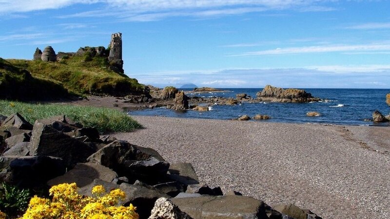 The Ranch Holiday Park - Dunure Castle and beach, near The Ranch Holiday Park, Ayrshire. A day 2 highlight of this road trip.