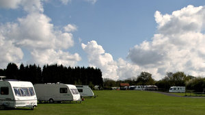 Holidays in Kent - Tanner Farm Touring Caravan & Camping Park, Marden