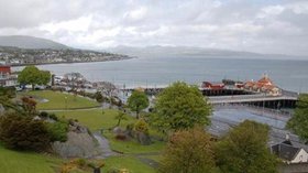 Dunoon Pier near the caravan park (© By Scanbus at English Wikipedia (Original text: Scanbus) [GFDL (http://www.gnu.org/copyleft/fdl.html), CC-BY-SA-3.0 (http://creativecommons.org/licenses/by-sa/3.0/) or Public domain], via Wikimedia Commons (GFDL copy: https://en.wikipedia.org/wiki/GNU_Free_Documentation_License, original photo: https://commons.wikimedia.org/wiki/File:Dunoon_Pier.jpg))