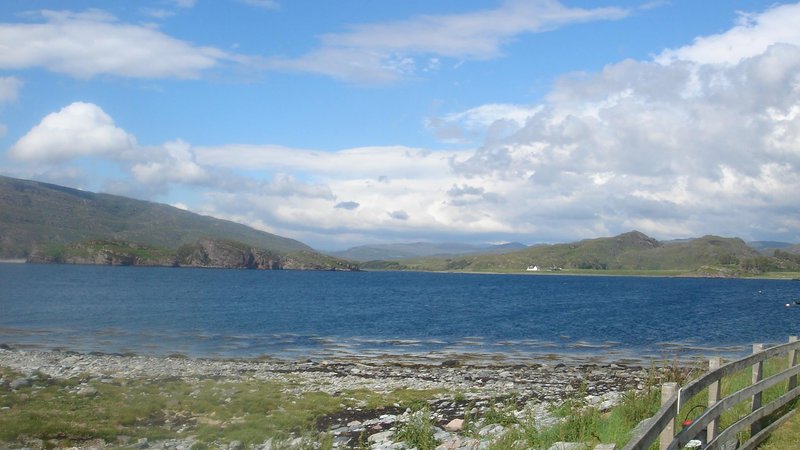 Ardmair Point campsite Ullapool (© Gordon Smith)