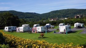 Holidays in Wales - Bron Derw Touring Caravan Park, Snowdonia
