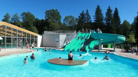 Family holiday park with swimming pools in France - Camping Le Fayolan, Jura