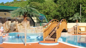 Cardigan Bay Pool with roof open - The Pool at Cardigan Bay Holiday Park with the roof open on a beautiful summers day.  (© Cardigan Bay Holiday Park)