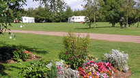 Mersea Island holidays - Fen Farm Caravan Site, Mersea Island, Essex