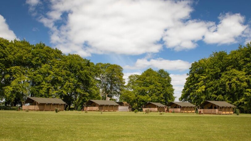 Notgrove Holidays, Cotswolds - Modern Barns, Glamping Pods &
Safari Tents all set in the heart of a beautiful Cotswold farm