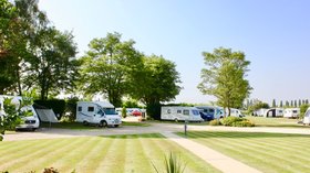 Holidays in Lincolnshire - Delph Bank Touring Caravan Park, Lincolnshire