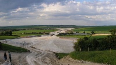 Panorama towards Royston from Baldock bypass (© Laurence [CC BY-SA 2.0 (https://creativecommons.org/licenses/by-sa/2.0)], via Wikimedia Commons (original photo: https://commons.wikimedia.org/wiki/File:Panorama_towards_Royston_from_Baldock_bypass_-_geograph.org.uk_-_291328.jpg))