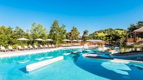 Family campsites in France - The water park at L'Etoile Des Neiges, French Alps