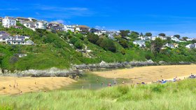 River Gannel and Crantock beach, Newquay, Cornwall panorama - by Thomas Tolkien (© Thomas Tolkien from Yorkshire, UK [CC BY 2.0 (https://creativecommons.org/licenses/by/2.0)], via Wikimedia Commons (original photo: https://commons.wikimedia.org/wiki/File:River_Gannel_and_Crantock_beach,_Newquay,_Cornwall_panorama_2_by_Thomas_Tolkien_(14683579345).jpg))