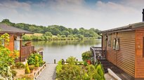Holidays in Winsford, Cheshire - Lakeside Caravan Park