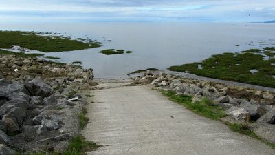 Slipway onto Preesall Sands near the caravan site (© © Copyright Chris Heaton (https://www.geograph.org.uk/profile/3298) and licensed for reuse (http://www.geograph.org.uk/reuse.php?id=2585665) under this Creative Commons Licence (https://creativecommons.org/licenses/by-sa/2.0/).)