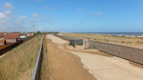 Promenade by Acre Gap, Sutton on Sea  (© © Copyright Richard Hoare (https://www.geograph.org.uk/profile/38036) and licensed for reuse (https://www.geograph.org.uk/reuse.php?id=4450398) under this Creative Commons Licence (https://creativecommons.org/licenses/by-sa/2.0/).)