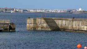 Fraserburgh from Cairnbulg  (© © Copyright Robert W Watt (https://www.geograph.org.uk/profile/69860) and licensed for reuse (http://www.geograph.org.uk/reuse.php?id=2708451) under this Creative Commons Licence (https://creativecommons.org/licenses/by-sa/2.0/).)