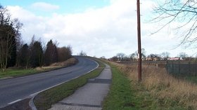 Sim Balk Lane (© Darren Haddock / Sim Balk Lane (original photo: https://commons.wikimedia.org/wiki/File:Sim_Balk_Lane_-_geograph.org.uk_-_259199.jpg))