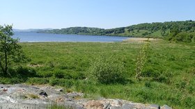 Llyn Tegid:Bala Lake  (© © Copyright Eirian Evans (https://www.geograph.org.uk/profile/4582) and licensed for reuse (https://www.geograph.org.uk/reuse.php?id=5788428) under this Creative Commons Licence (https://creativecommons.org/licenses/by-sa/2.0/).)